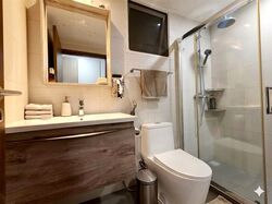 1 Canberra (D27), Condominium #599727001